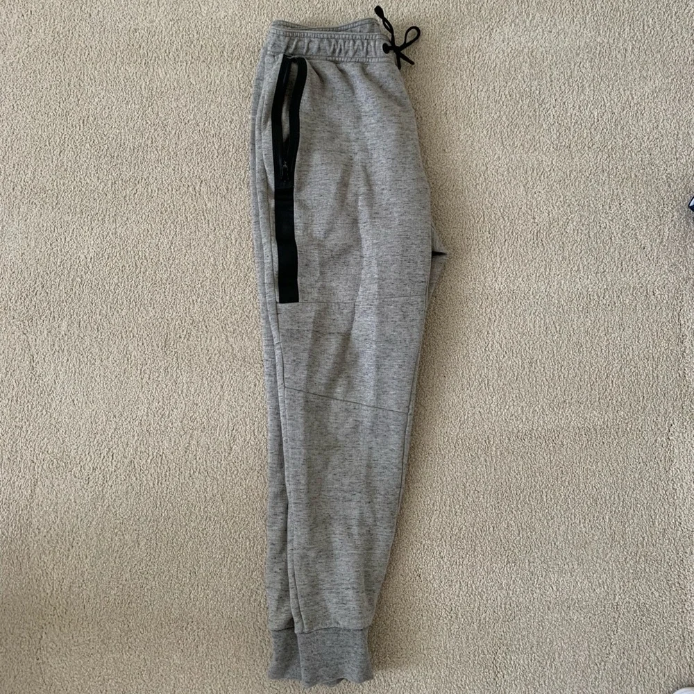 AE Active Flex Joggers - Picture 3 of 6